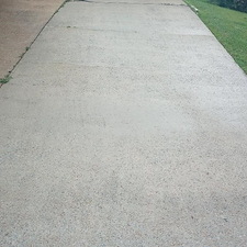 DRIVEWAY-PRESSURE-WASHING-IN-CENTERVILLE-TN 0